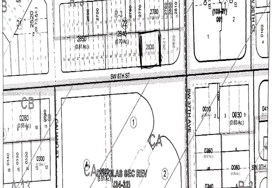 3717 SW 8th St, Coral Gables FL 33134