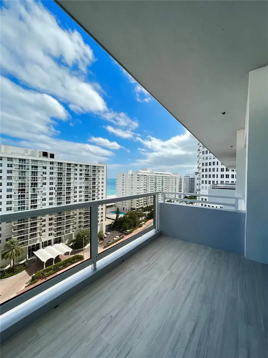 5700 Collins Ave # 16B, Miami Beach FL 33140 photo 3