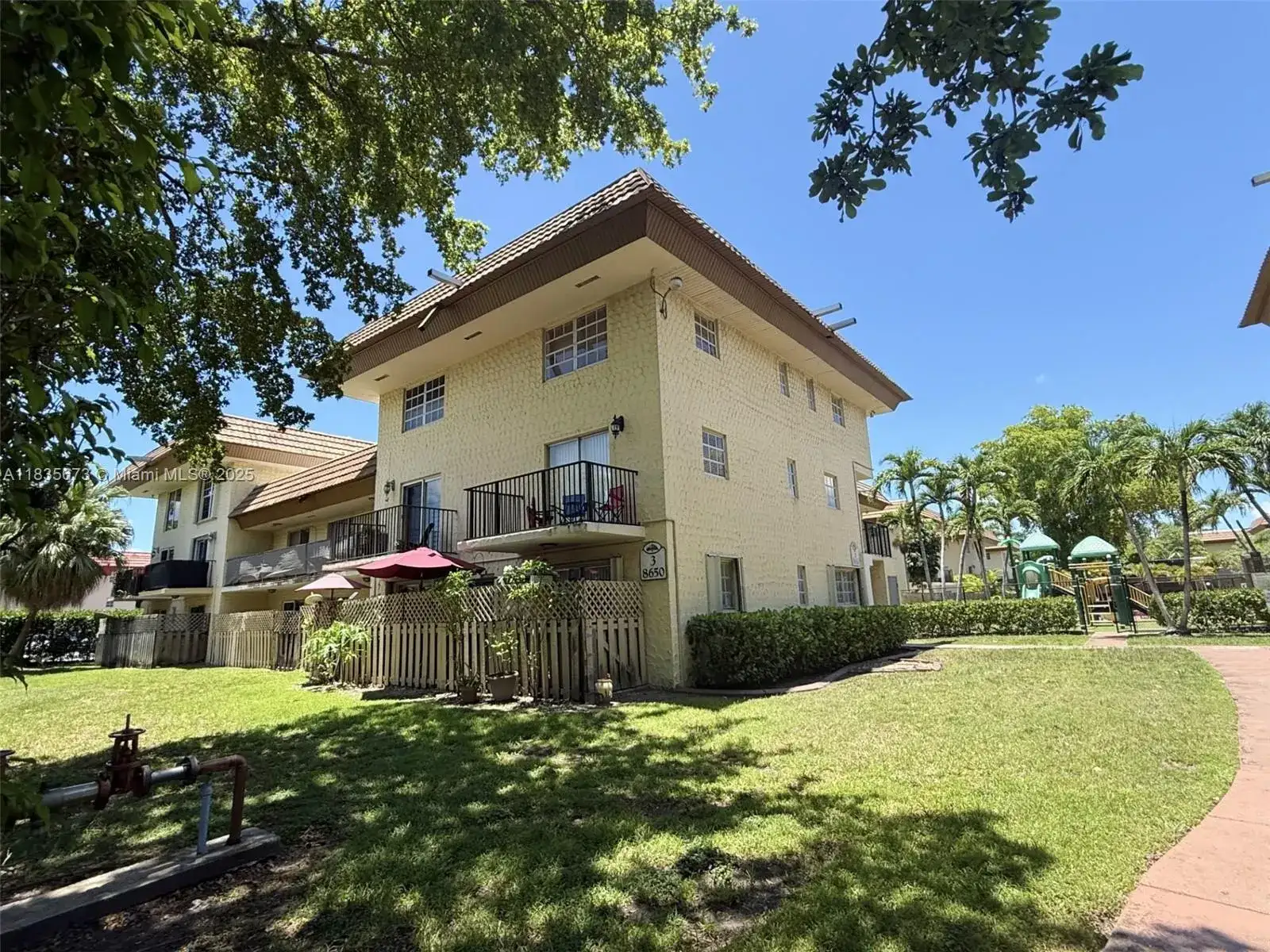 8650 SW 109th Ave # 112, Miami FL 33173 photo 3