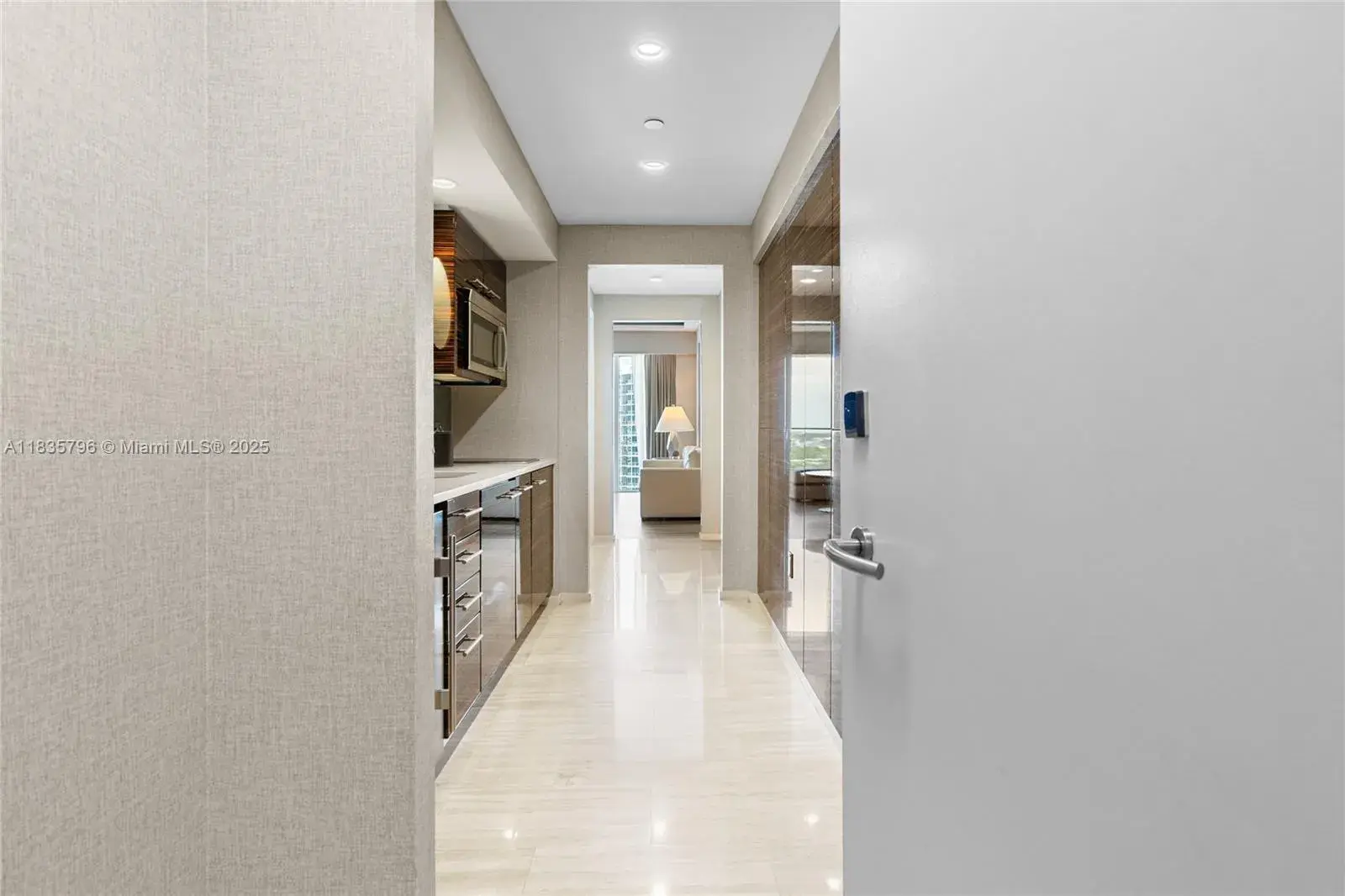 551 N Fort Lauderdale Beach Blvd # H1401, Fort Lauderdale FL 33304