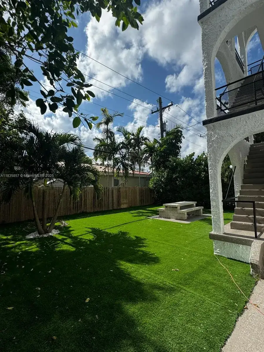 444 Ponce De Leon Blvd, Coral Gables FL 33134 photo 3