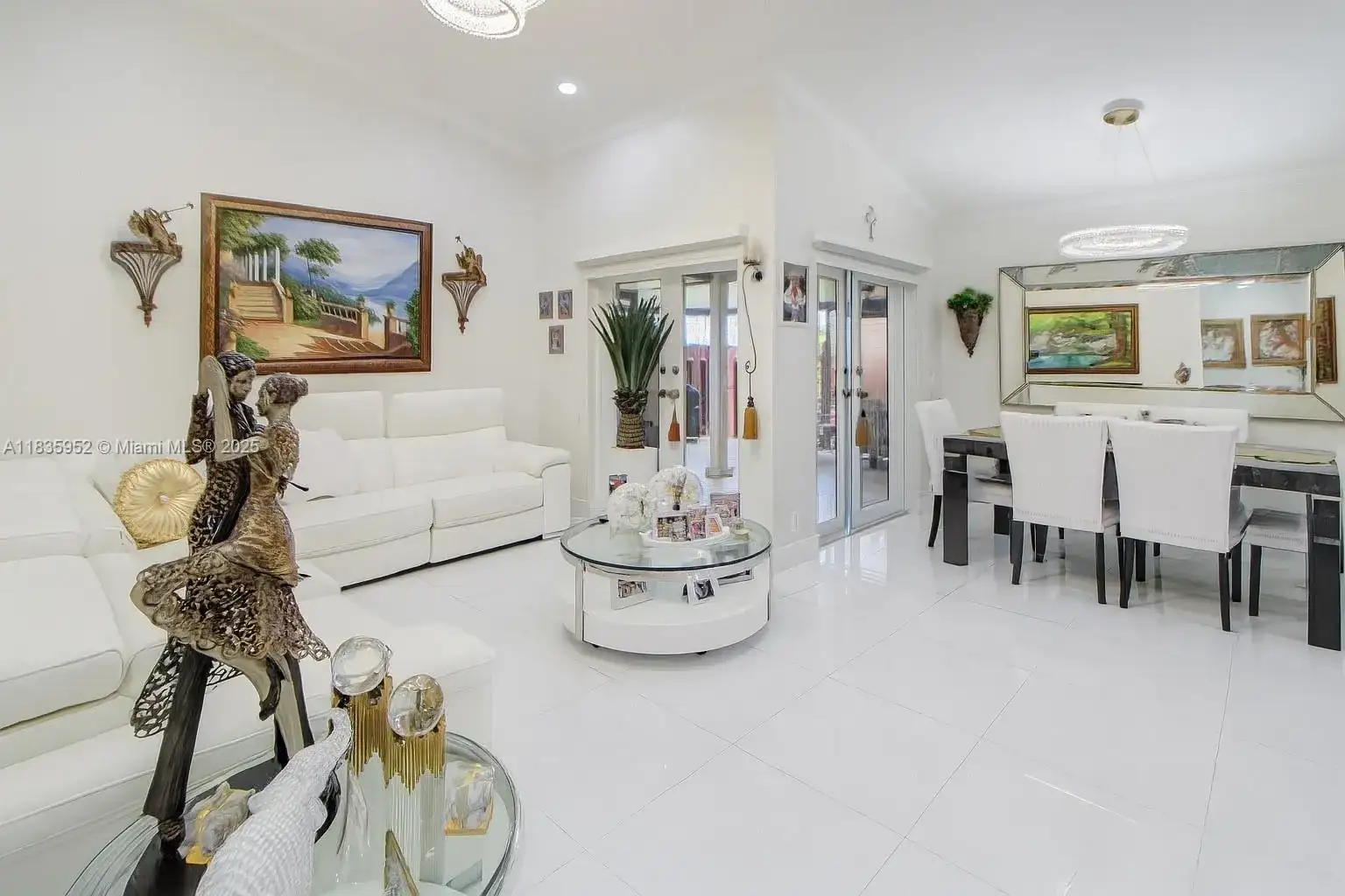 17012 NW 66th Ct, Hialeah FL 33015 photo 4