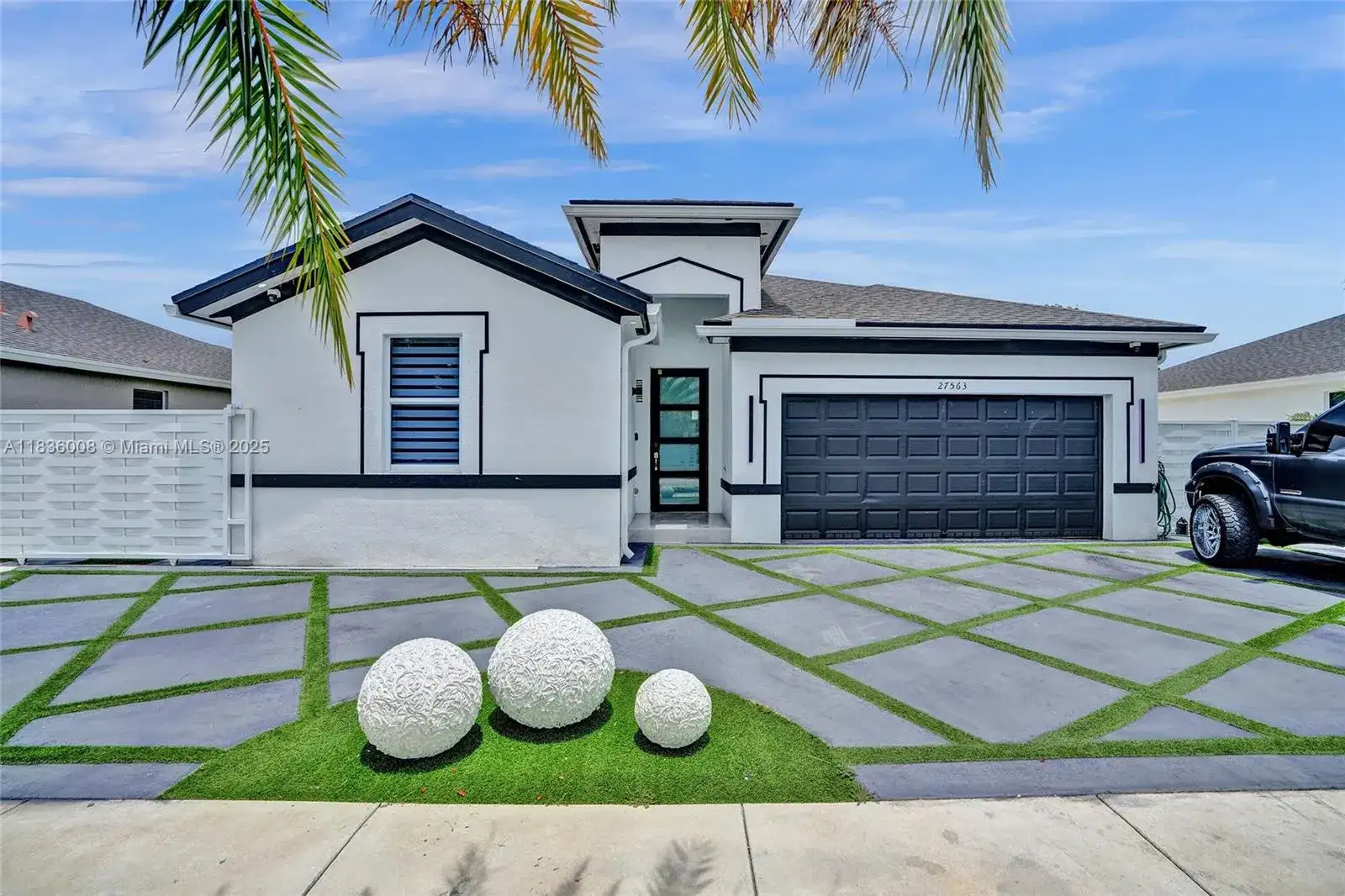 27563 SW 133rd Ave, Homestead FL 33032 photo 2