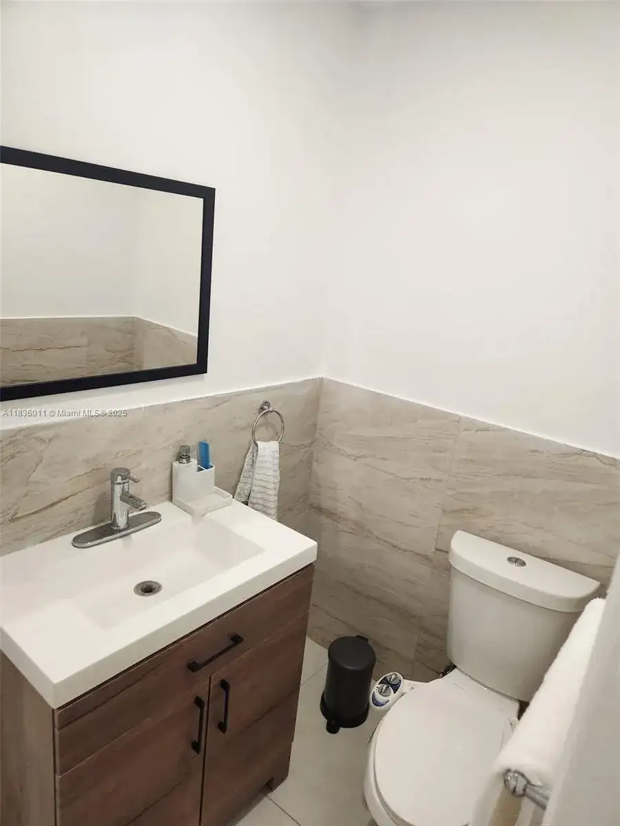 2165 SW 47th St # 1, Dania Beach FL 33312 photo 3