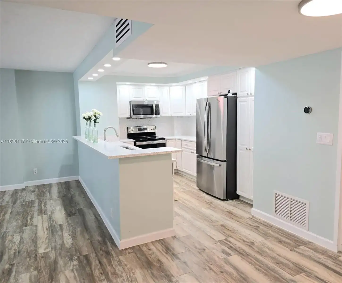 1147 Hillsboro Mile # 605, Hillsboro Beach FL 33062 photo 5