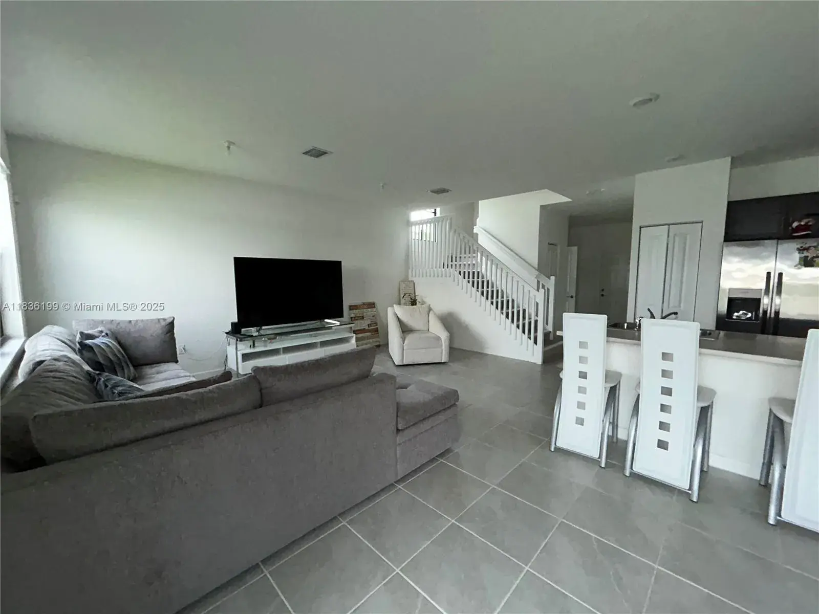 10153 SW 231st Ln, Miami FL 33190