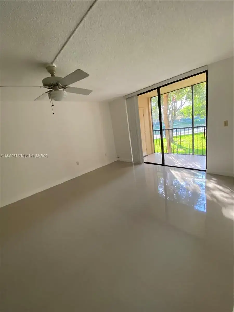 8015 SW 107th Ave # 209, Miami FL 33173 photo 3