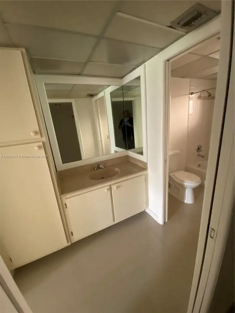 8015 SW 107th Ave # 209, Miami FL 33173 photo 5