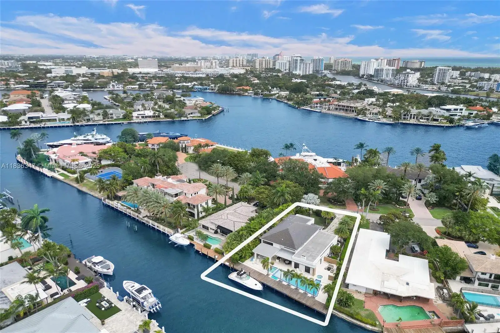2340 Aqua Vista Blvd, Fort Lauderdale FL 33301 photo 2