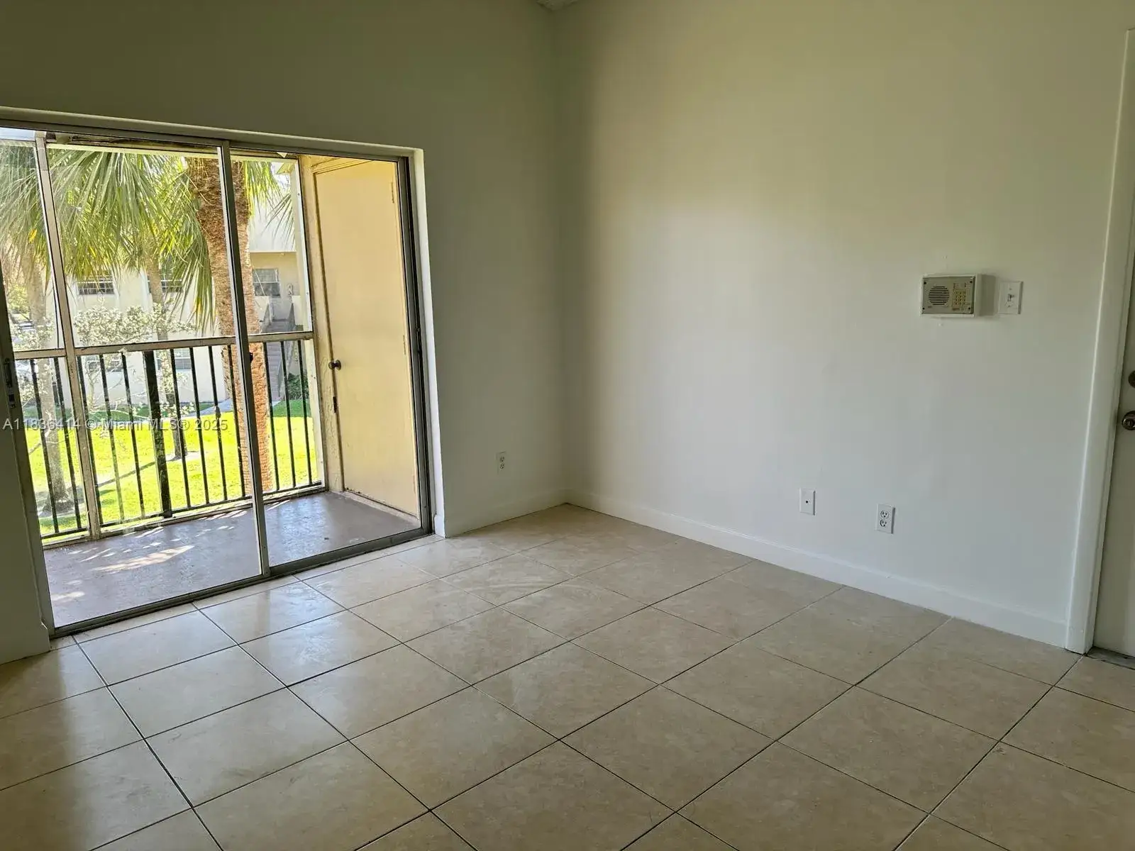 800 Cypress Park Way # L1, Deerfield Beach FL 33064