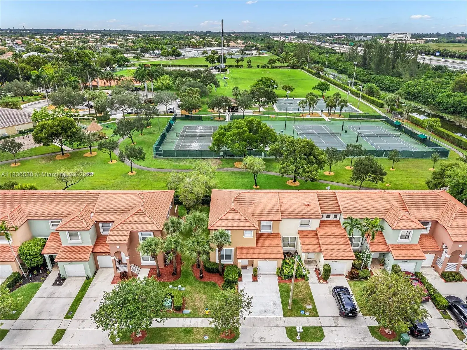 15107 NW 8th St, Pembroke Pines FL 33028