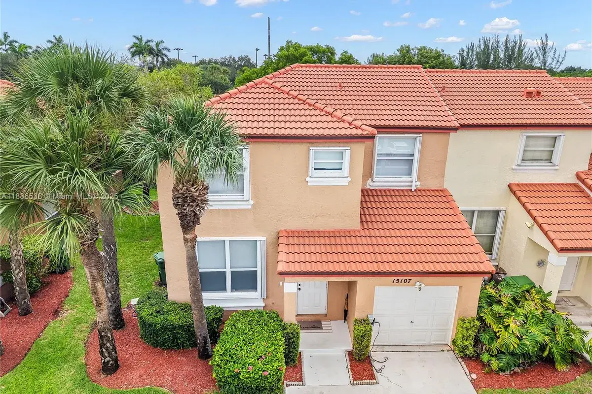 15107 NW 8th St, Pembroke Pines FL 33028