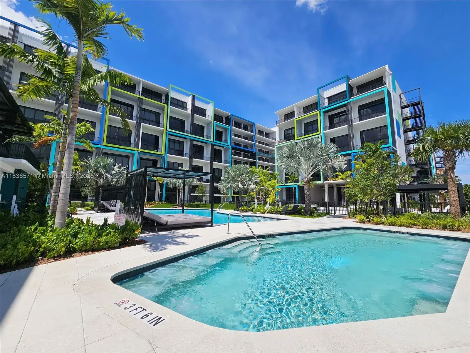 4400 Sunrise Blvd # B, Plantation FL 33317