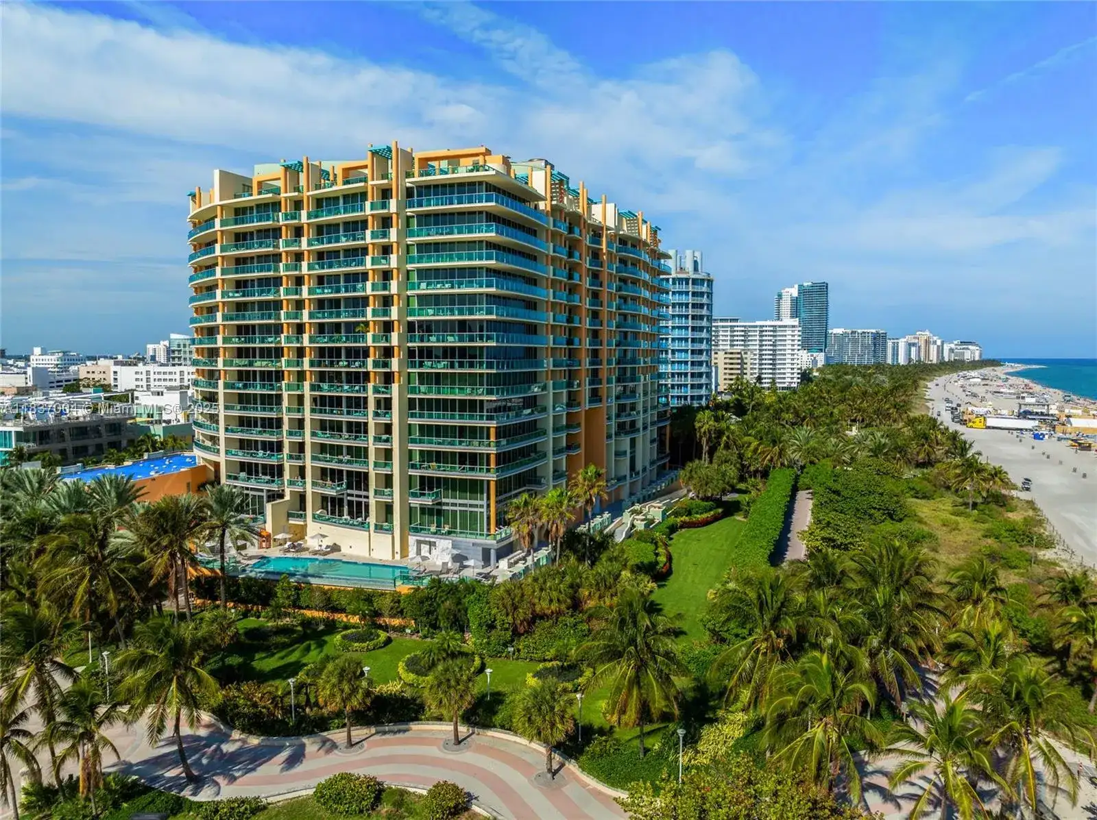 1455 Ocean Dr # 01, Miami Beach FL 33139 photo 2