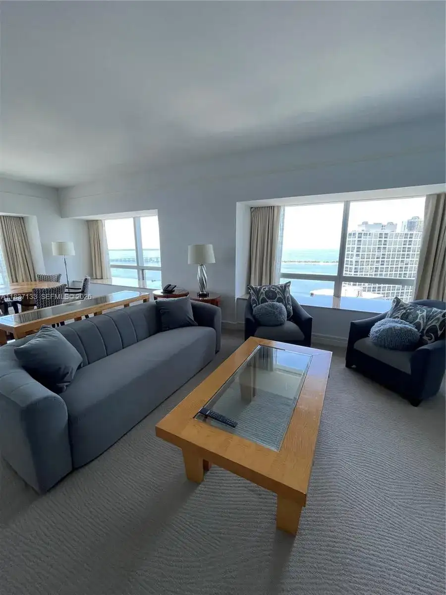 1435 Brickell Ave # 3106, Miami FL 33131 photo 2