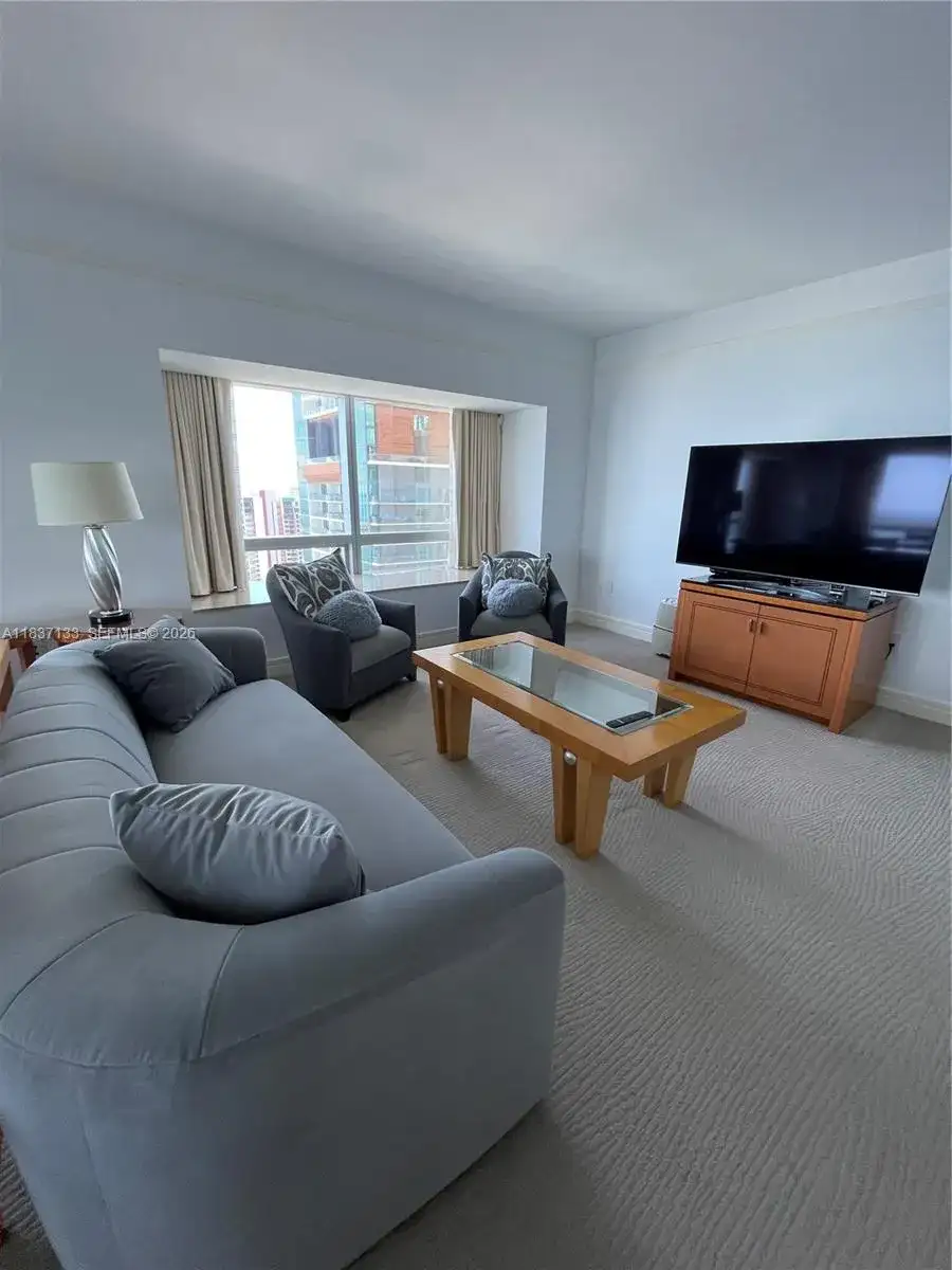 1435 Brickell Ave # 3106, Miami FL 33131 photo 3