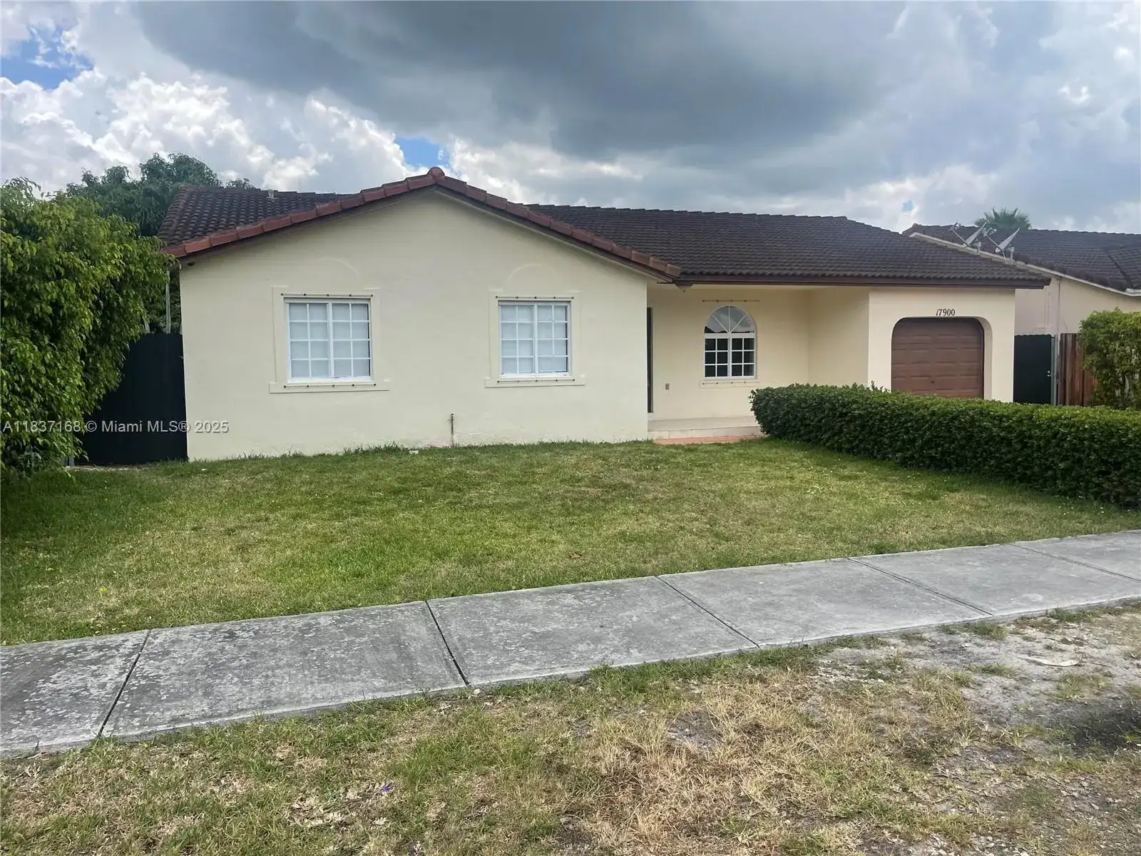 17900 SW 154th Ct # 17900, Miami FL 33187 photo 2