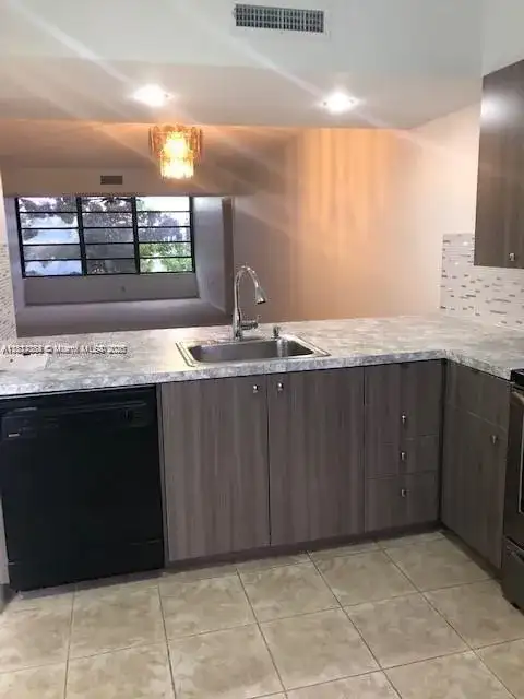 1715 Whitehall Dr # 405, Davie FL 33324 photo 5