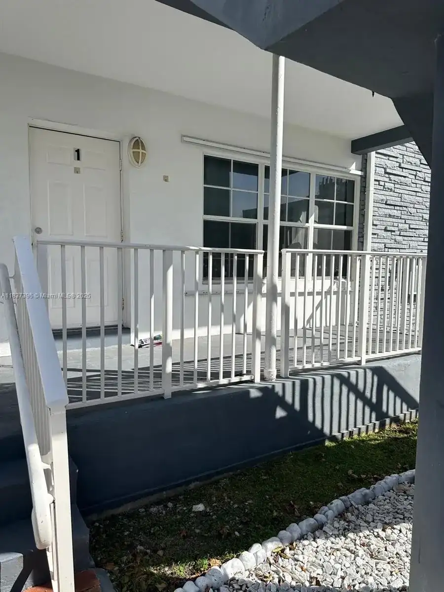 1065 97th St # 1A, Bay Harbor Islands FL 33154 photo 2