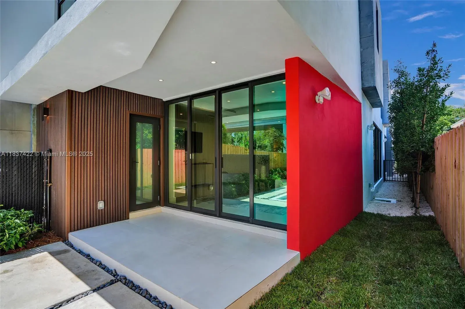 3645 SW 1st Ave, Miami FL 33145