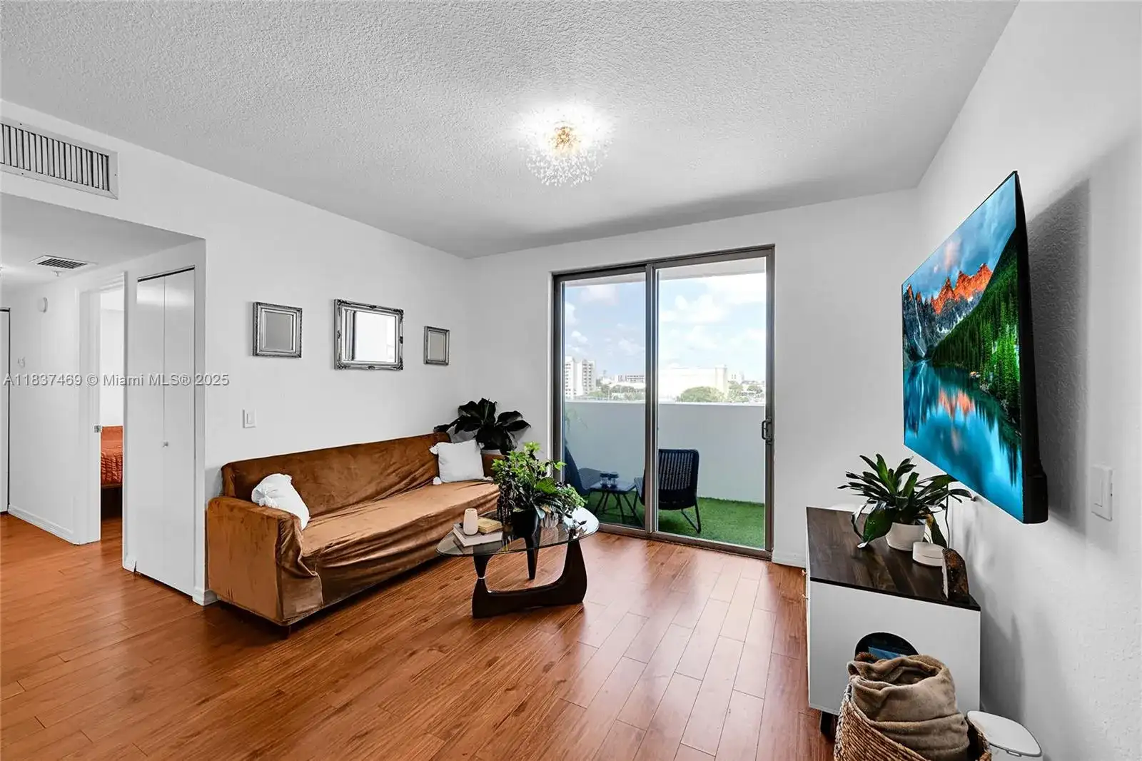 36 NW 6th Ave # 701, Miami FL 33128 photo 4