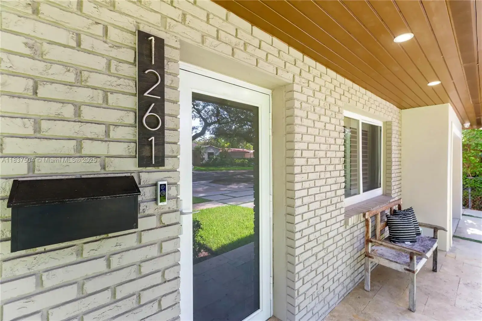 1261 San Miguel Ave, Coral Gables FL 33134 photo 2