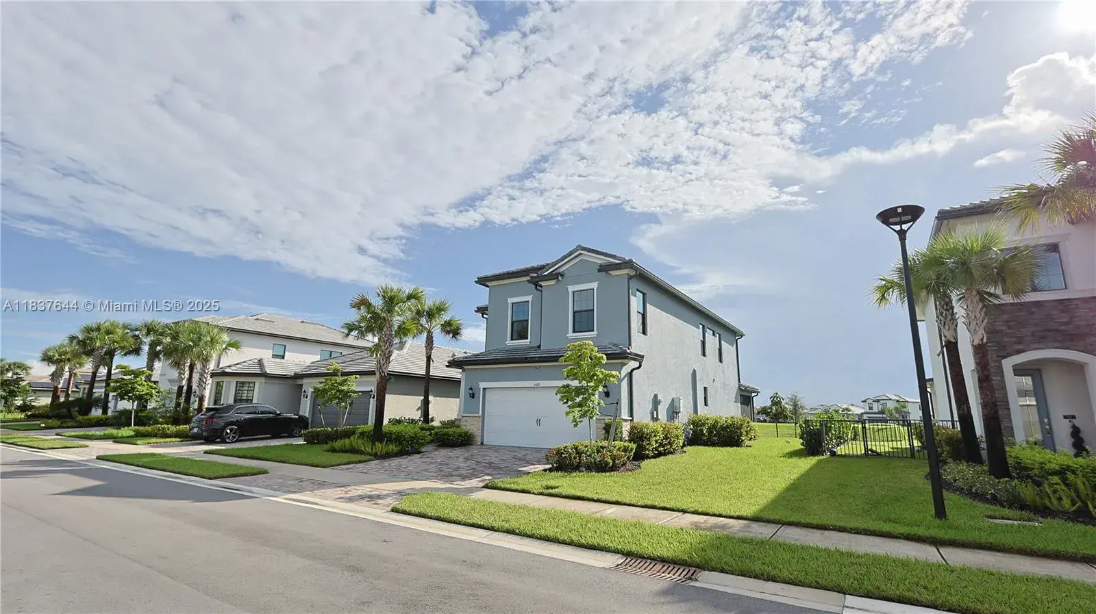4468 Spruce Ln, Oakland Park FL 33309