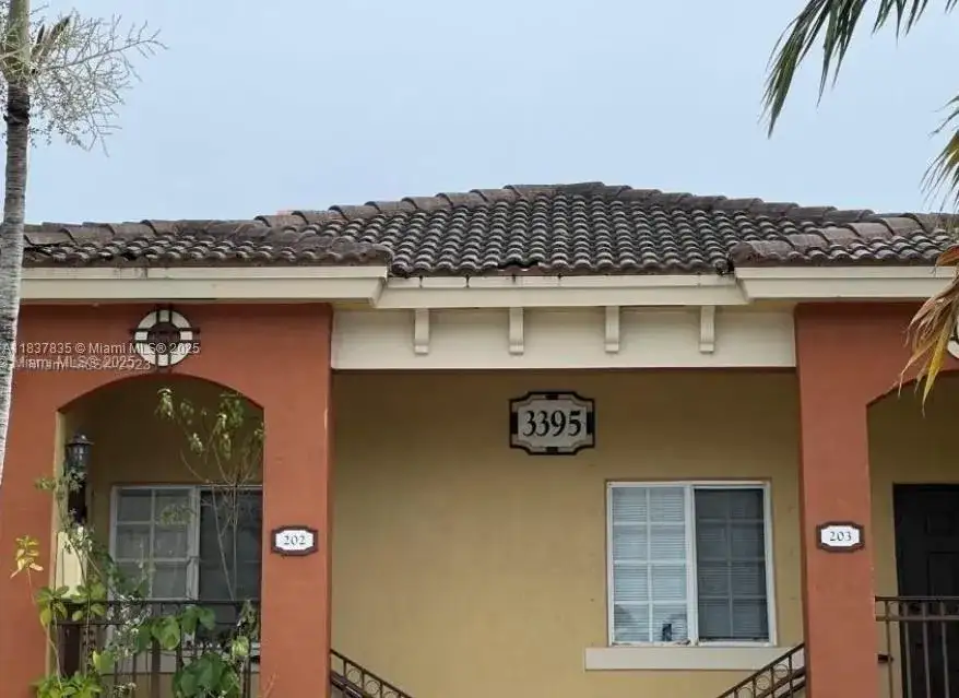 3395 NE 9th St # 104, Homestead FL 33033 photo 2