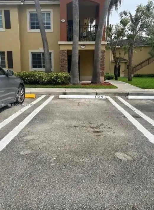 3395 NE 9th St # 104, Homestead FL 33033 photo 4