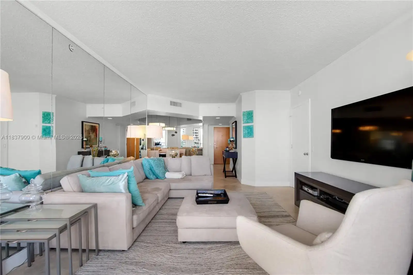 21055 Yacht Club Dr # 1504, Aventura FL 33180 photo 3