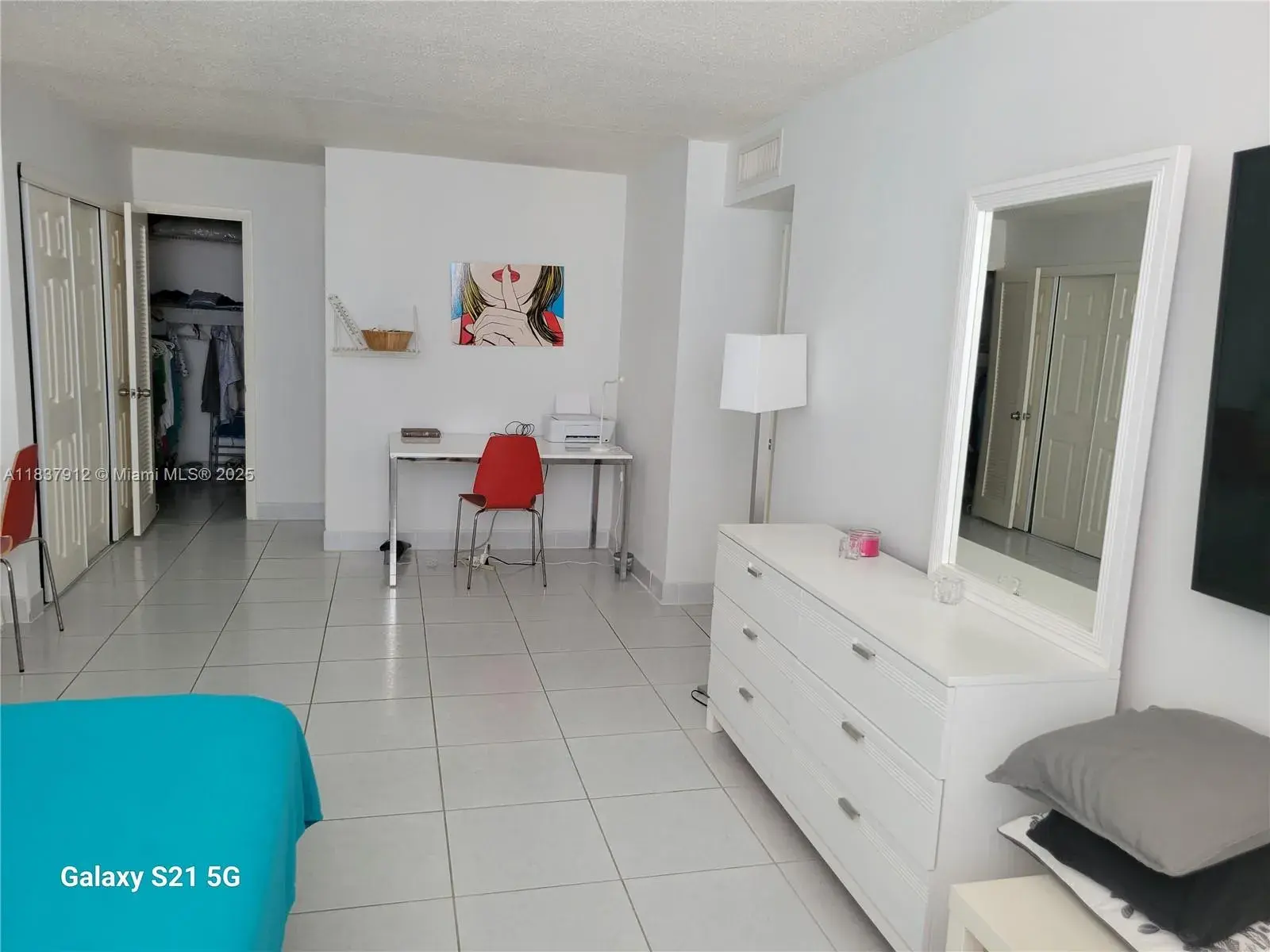 1849 S Ocean Dr # 1407, Hallandale Beach FL 33009