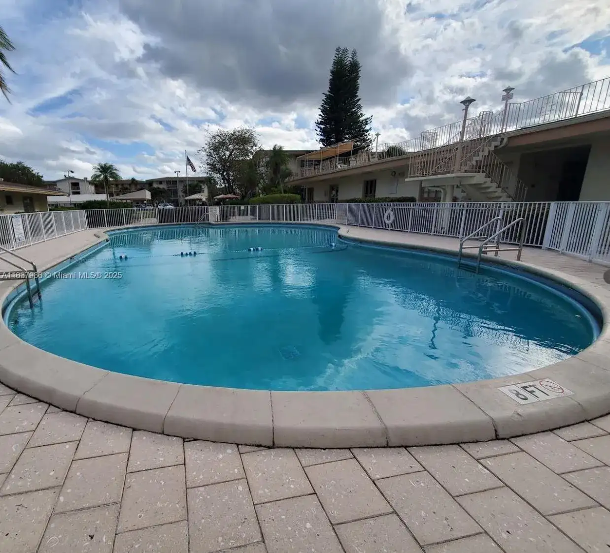 17050 NE 14th Ave # 208, North Miami Beach FL 33162 photo 3