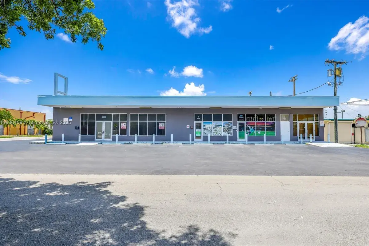 2300 N 23rd Ave, Hollywood FL 33020