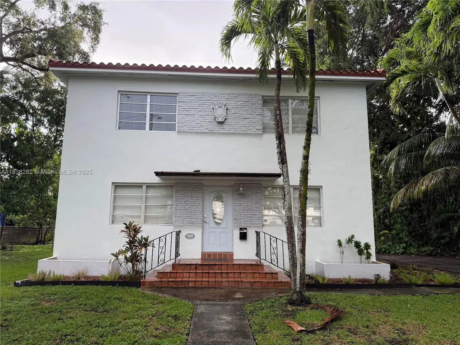 3909 Ponce De Leon Blvd # 2, Coral Gables FL 33134
