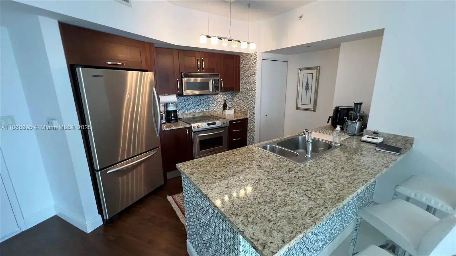 19900 E Country Club Dr # 1014, Aventura FL 33180 photo 4