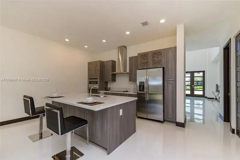 8853 NW 155th Ter # 8853, Miami Lakes FL 33018 photo 4