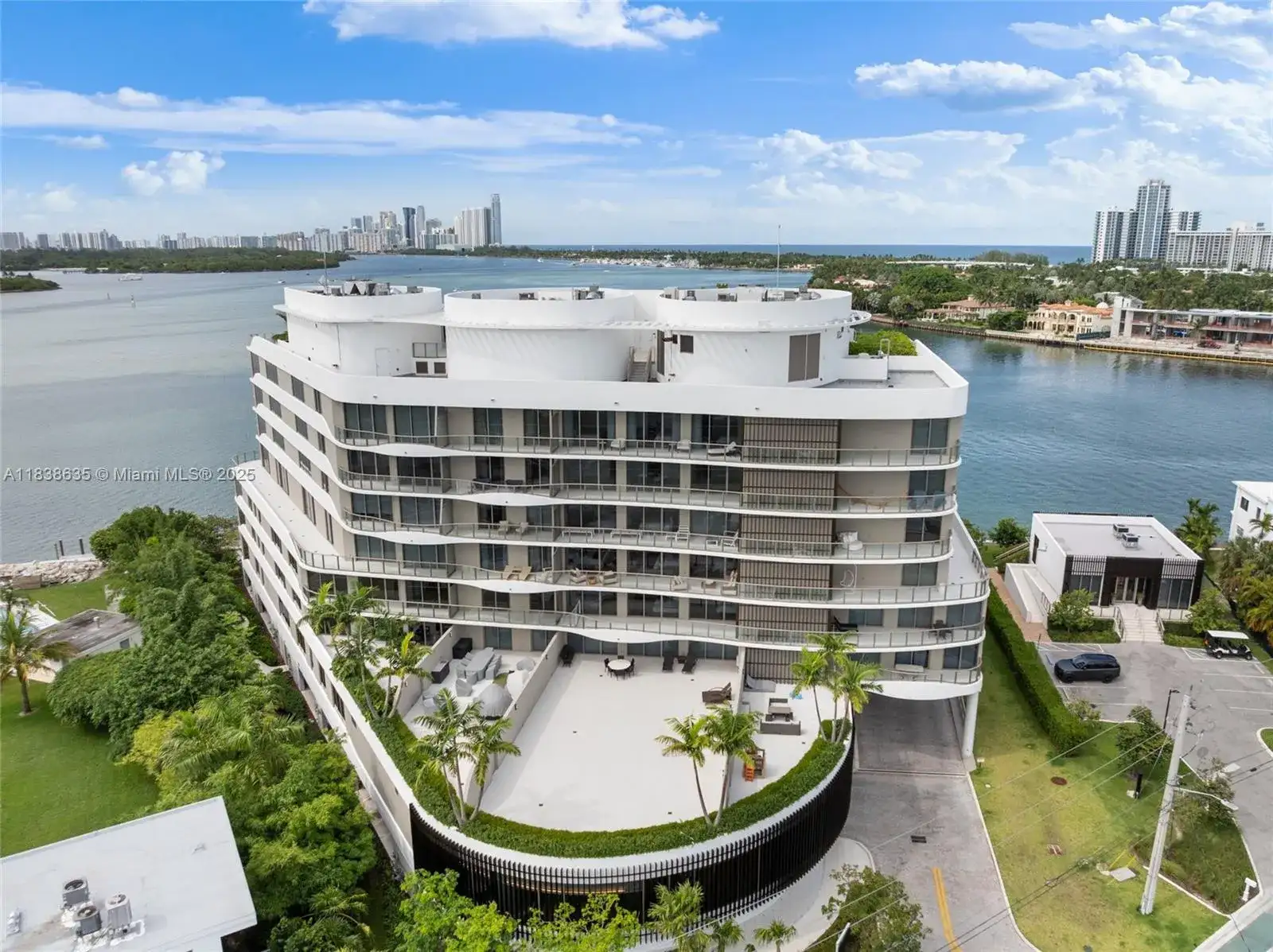 1135 103rd St # 702, Bay Harbor Islands FL 33154 photo 4