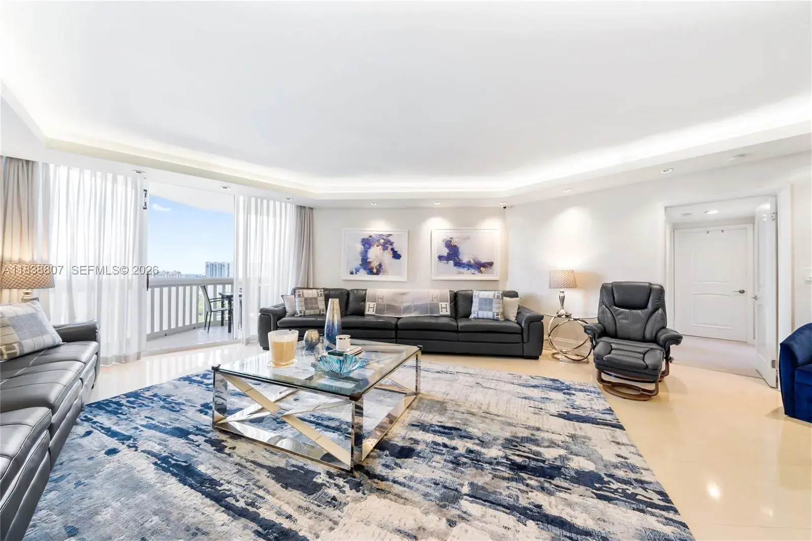 2000 Island Blvd # 2409, Aventura FL 33160