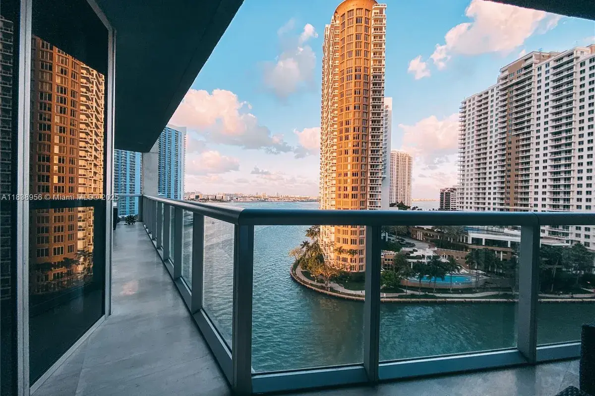 465 Brickell Ave # 1101, Miami FL 33131