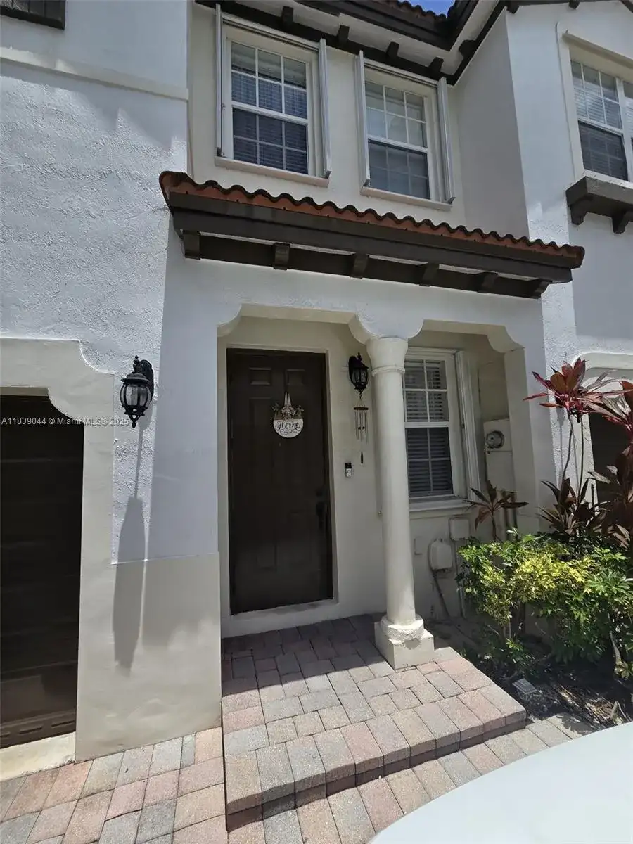 991 NE 30th AVE # 991, Homestead FL 33033 photo 2