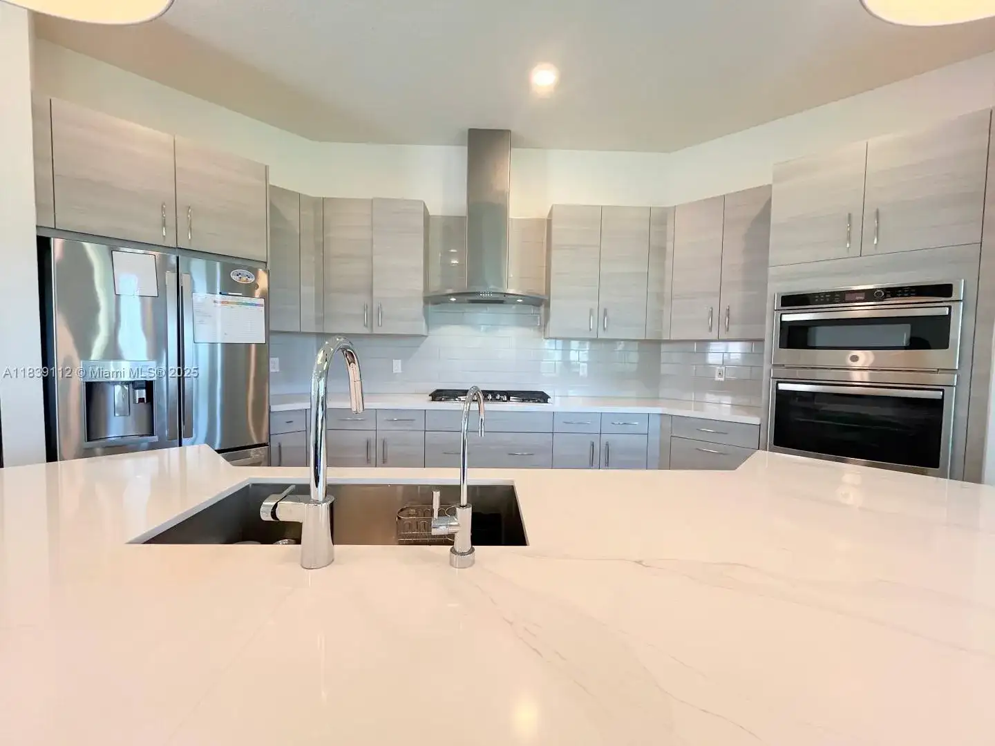 10711 Aqua Ct, Parkland FL 33076 photo 5