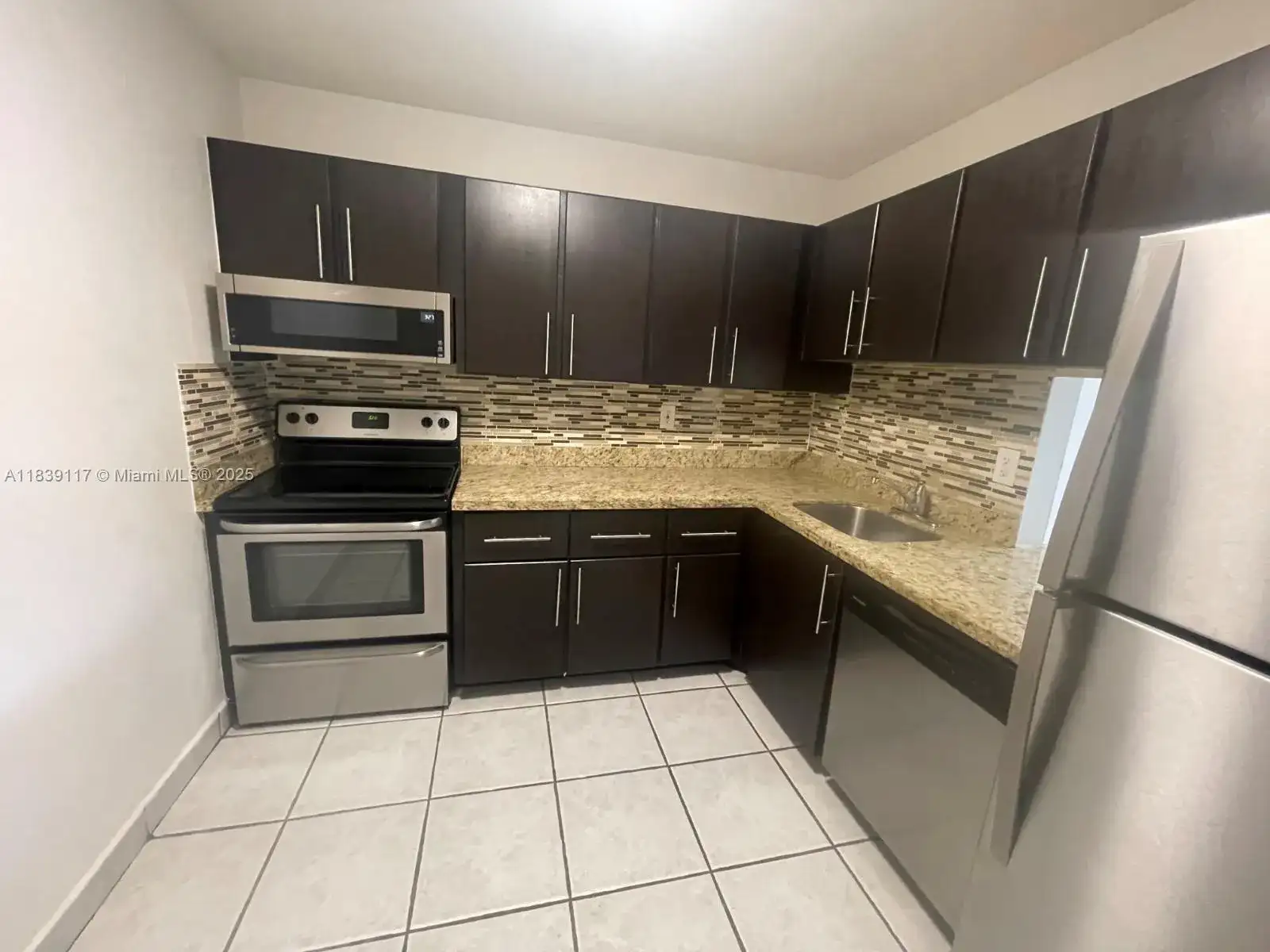 7865 CAMINO REAL # 420, Miami FL 33143 photo 3