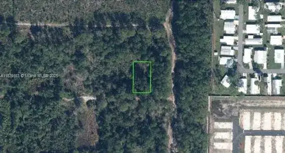 207 DUNLIN AVE, Sebring FL 33870 photo 2