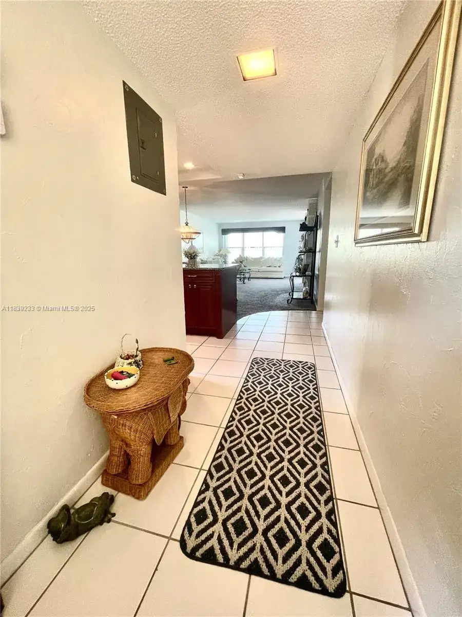 2309 S Cypress Bend Dr # 311D, Pompano Beach FL 33069 photo 2