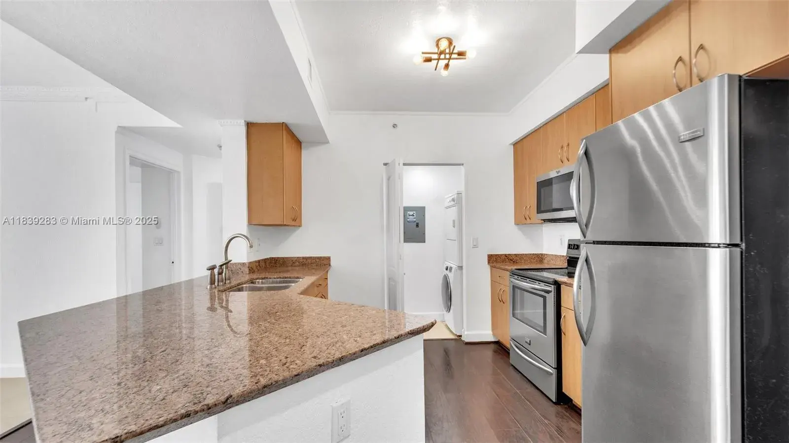 1830 Radius Dr # 405, Hollywood FL 33020