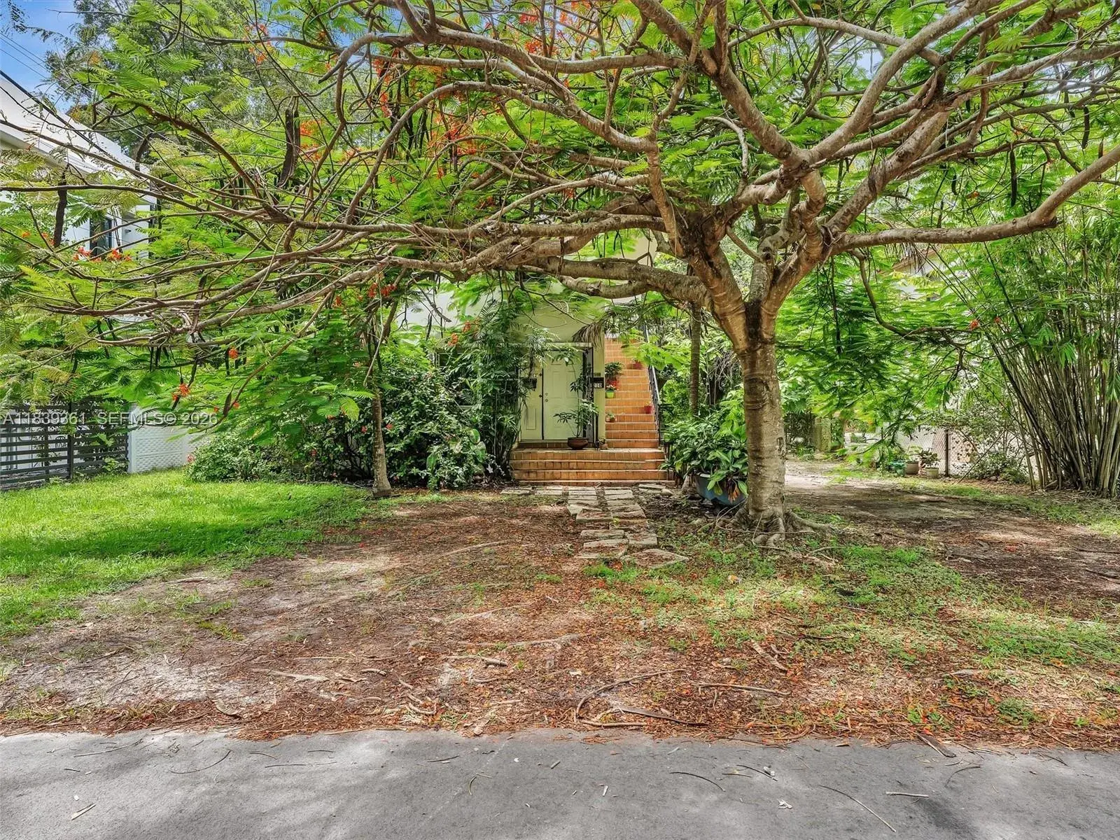 3210 E Elizabeth St, Miami FL 33133