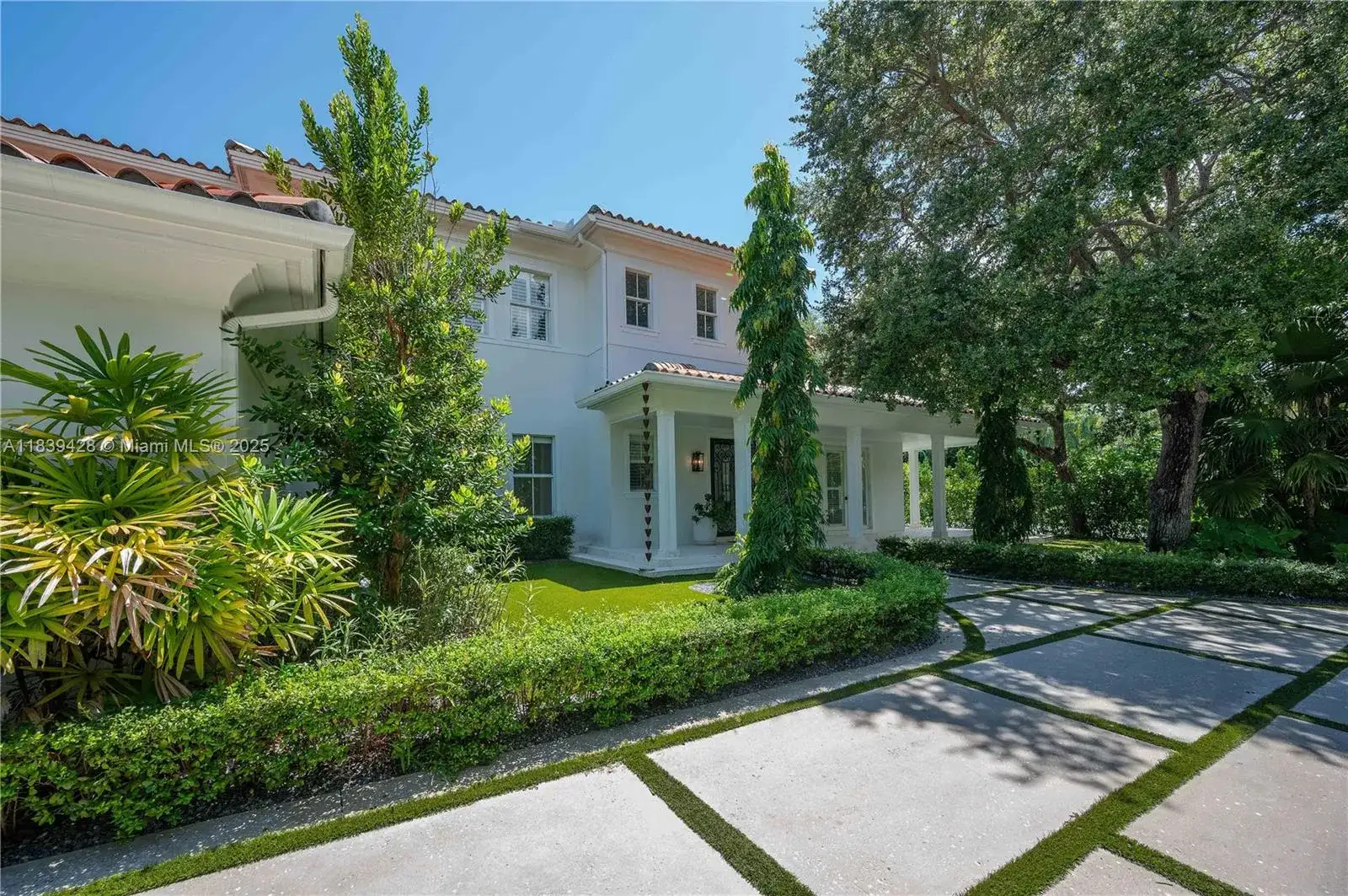680 Destacada Ave, Coral Gables FL 33156 photo 4