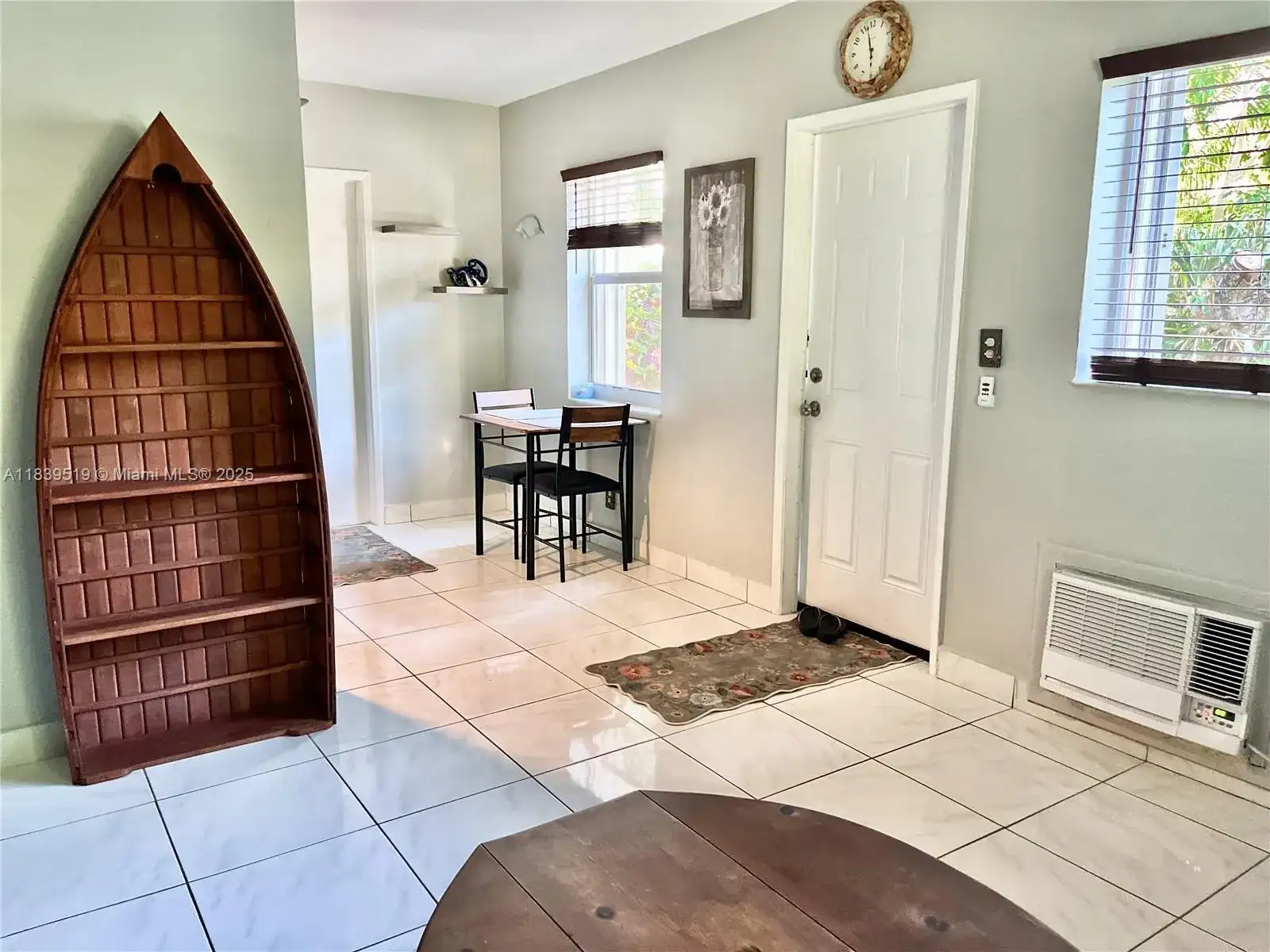 1566 1/2 NE 33rd St Rear Cottage # 2, Oakland Park FL 33334 photo 4