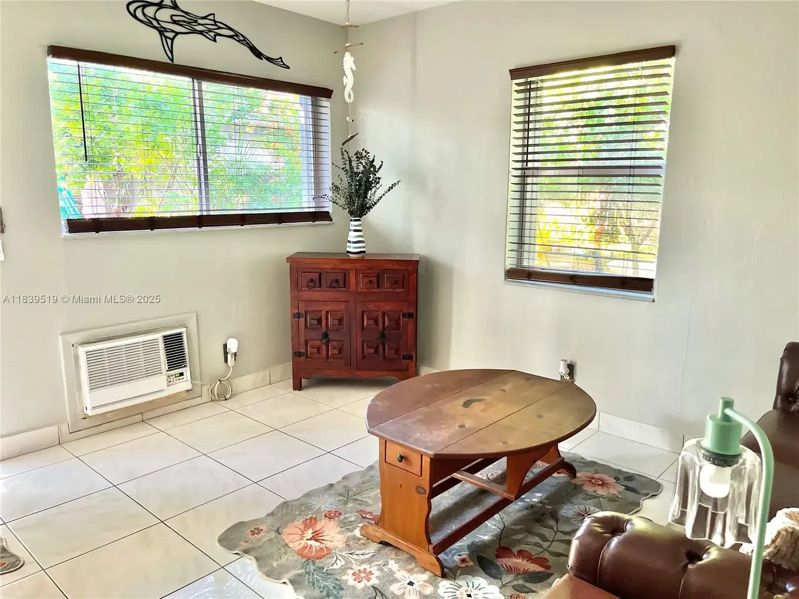 1566 1/2 NE 33rd St Rear Cottage # 2, Oakland Park FL 33334 photo 5