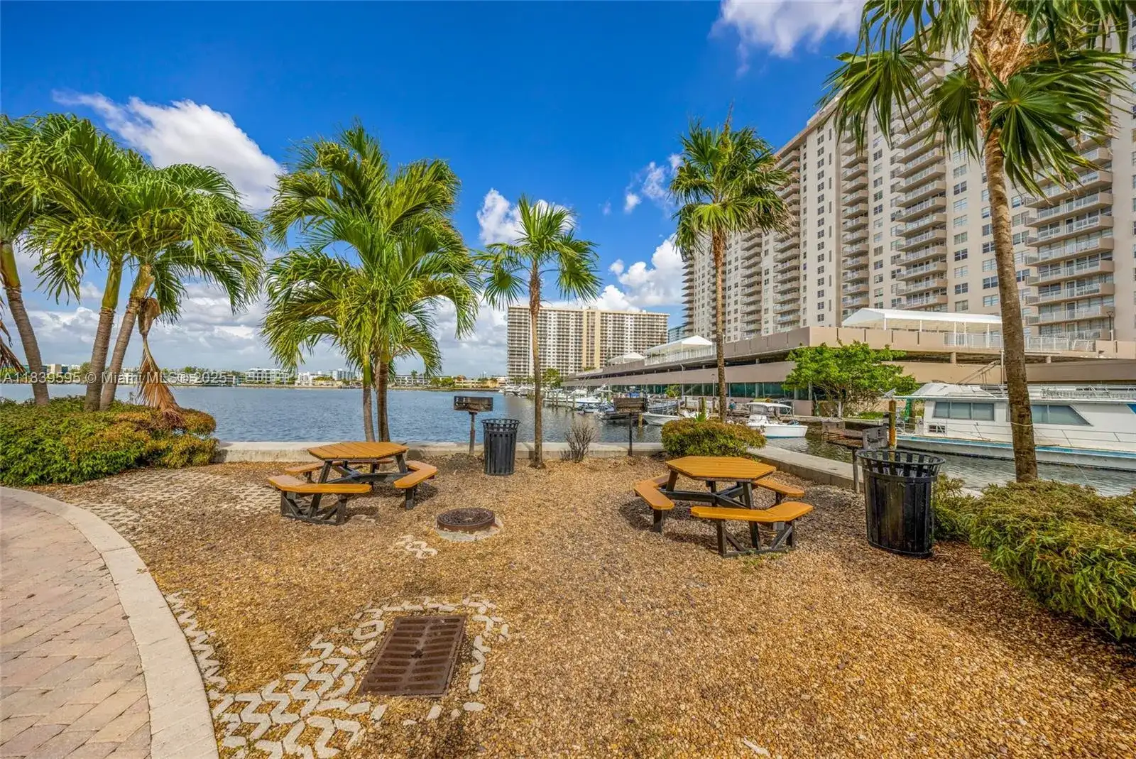 17150 N Bay Rd # 2113, Sunny Isles Beach FL 33160 photo 3